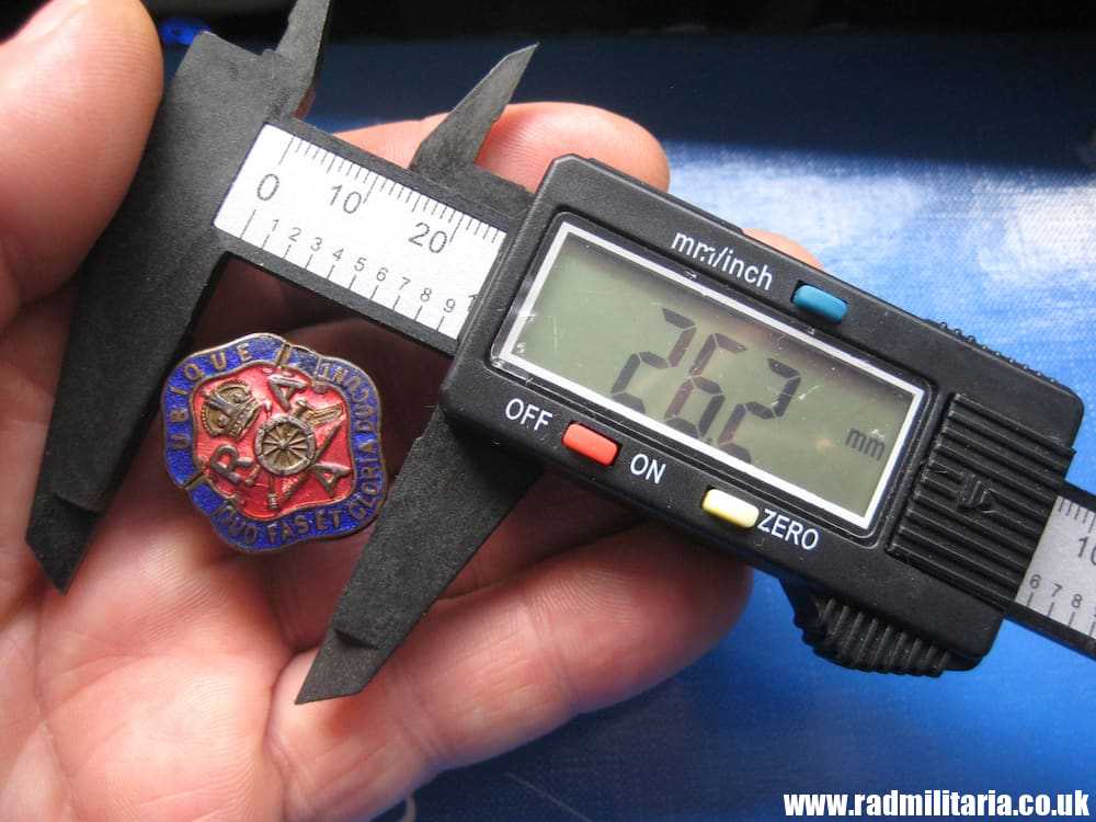 & WW1/WW2 British ENAMEL BADGE - Royal Artillery Association, maker: J.R. GAUNT London. - Image 9