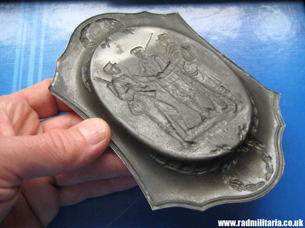 & WW1 original British PATRIOTIC TRAY made of brass, good condition. - Image 8