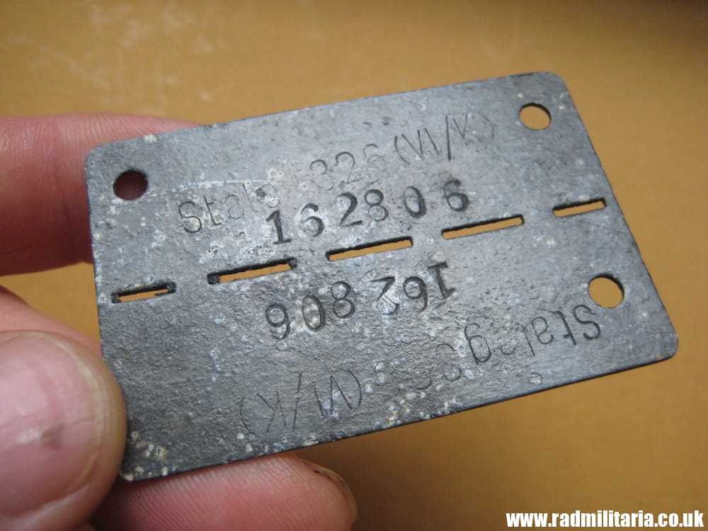& WW2 original German POW DOG TAG – ID DISC: STALAG 326 (VI K) 162806, 709036.