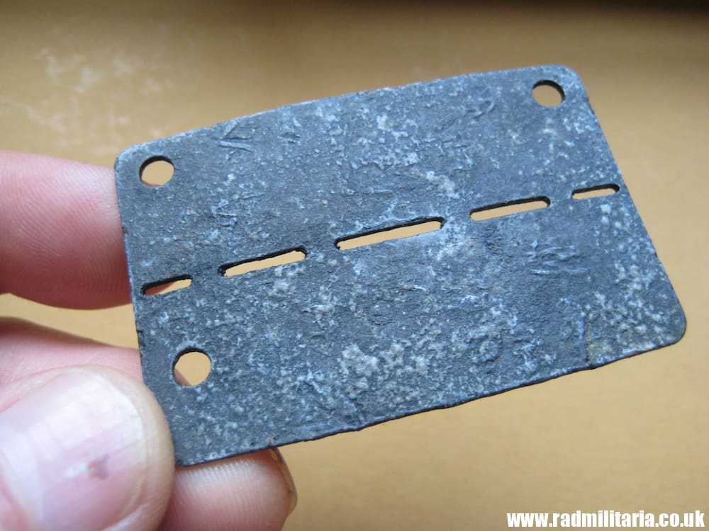 & WW2 original German POW DOG TAG – ID DISC: DL 101 R Nr.138021 OF. - RARE !!! - Image 4