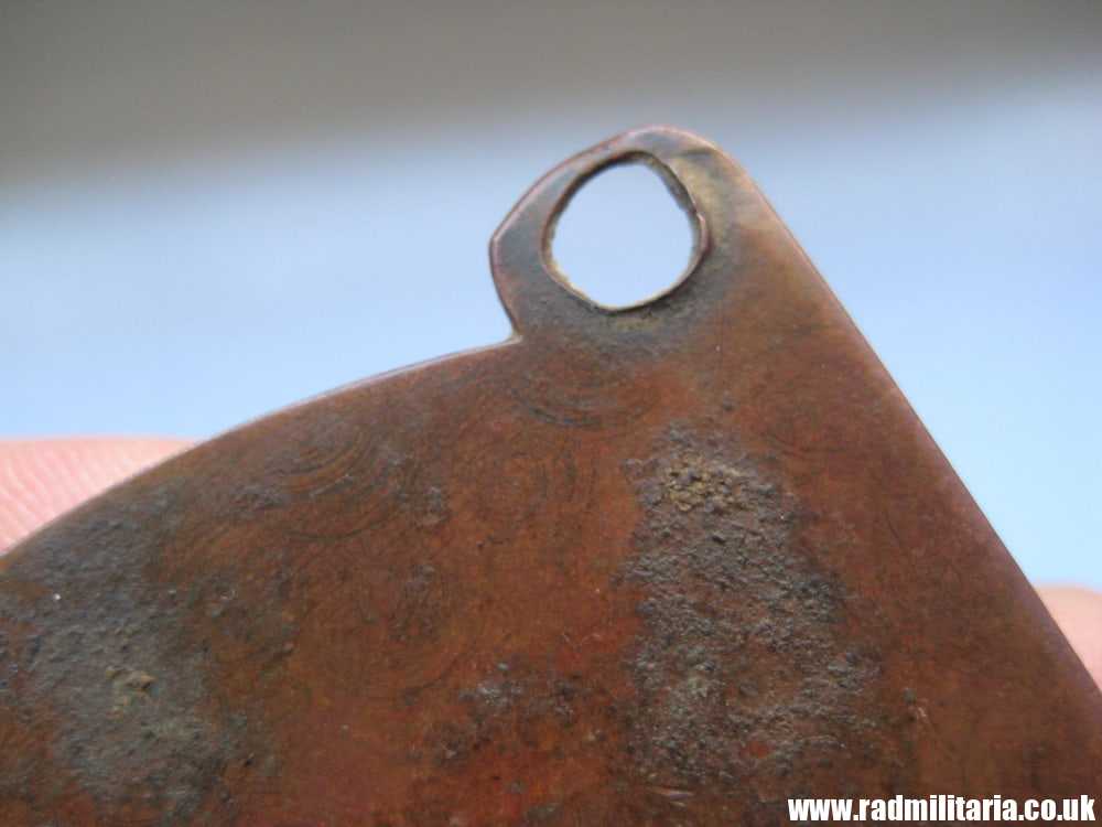 & very rare WW2 German DOG TAG: MAJOR D. SCH.-POL. KURT SACK ESSEN Manfredstr.-3. metal detecting find. - Image 10