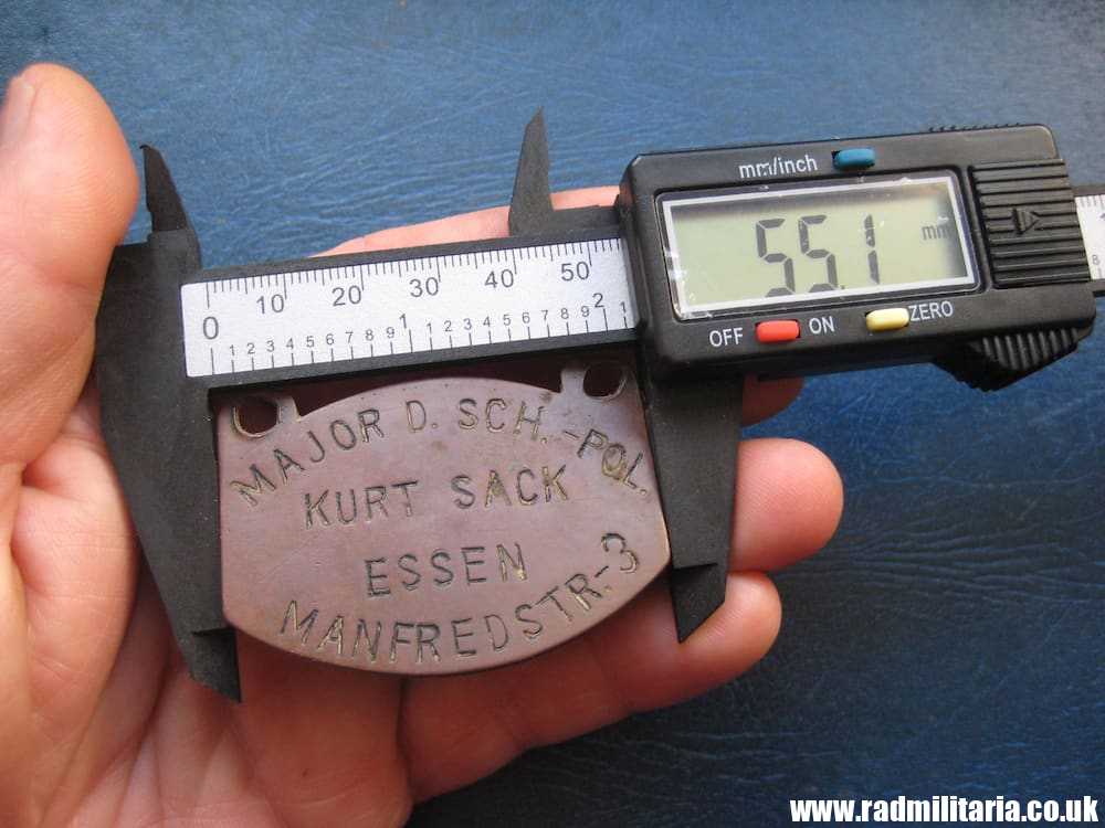 & very rare WW2 German DOG TAG: MAJOR D. SCH.-POL. KURT SACK ESSEN Manfredstr.-3. metal detecting find. - Image 17