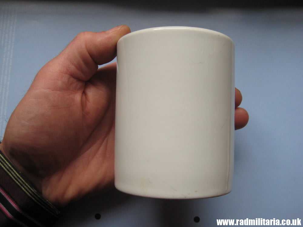 & WW2 German CERAMIC Army MUG 0,25l maker: 3326/30 o H. BAUSCHER WEIDEN BW, genuine. - Image 4