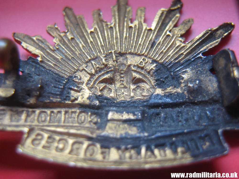 & WW1 Australian RISING SUN BADGE, marked: TIP TAFT B'HAM, original !! - Image 4