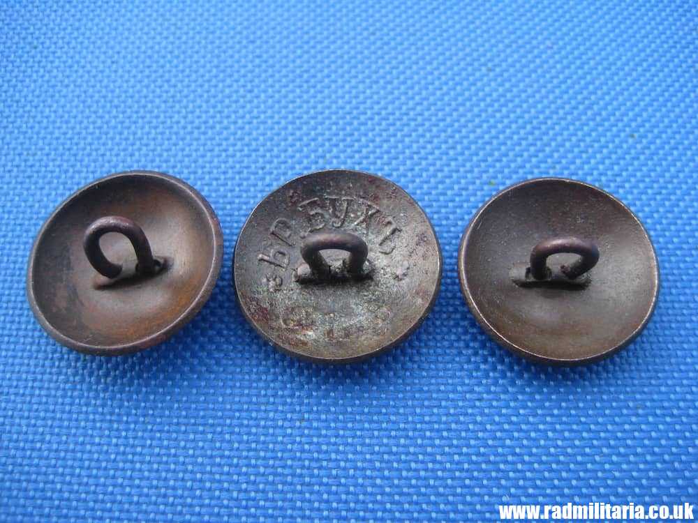 & WW1 Imperial Russia 3 MILITARY BUTTONS from metal detecting - SET of 3 artillery, infantry & sapper - Image 8