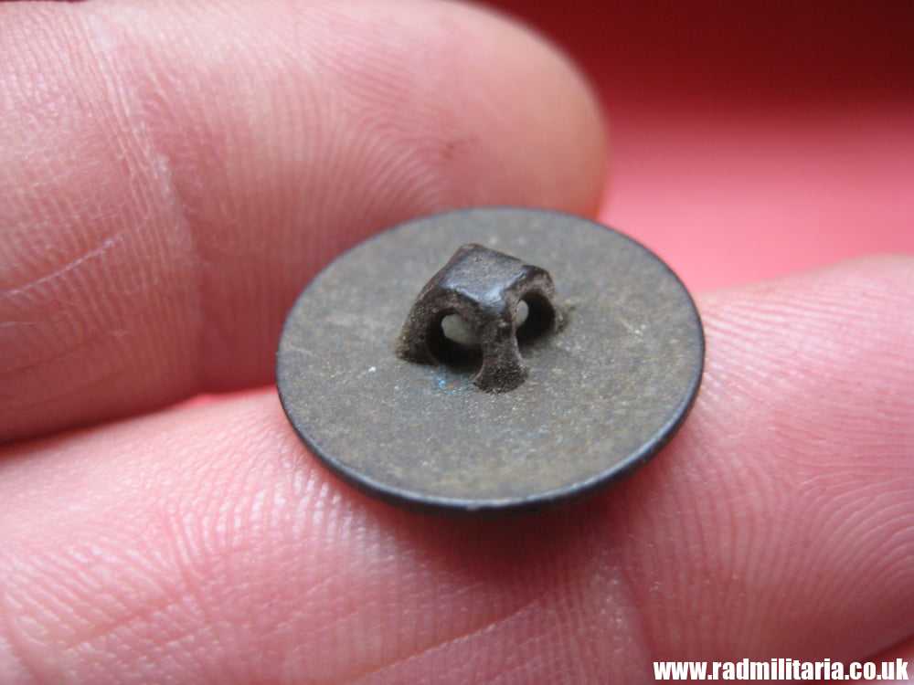 & original small NAPOLEONIC 56th Infantry Regiment BUTTON with number - metal detecting find. FRANCE pre 1815. - Image 4