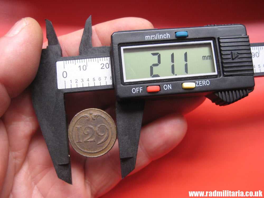 & original large NAPOLEONIC 129th Infantry Regiment BUTTON with number - metal detecting find. FRANCE pre 1815 - Image 7