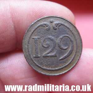 & original large NAPOLEONIC 129th Infantry Regiment BUTTON with number - metal detecting find. FRANCE pre 1815