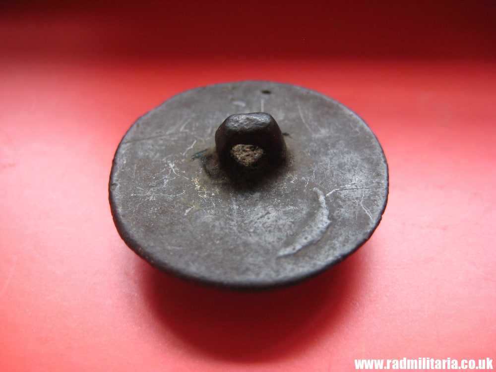 & original large size EARLY NAPOLEONIC BUTTON - Republique Francaise - metal detecting find RARE! FRANCE. - Image 4