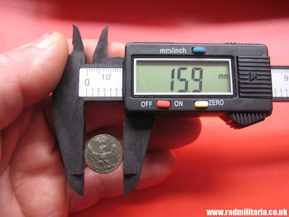 & original small NAPOLEONIC GUARD BUTTON with eagle - metal detecting find. FRANCE pre 1815. - Image 2