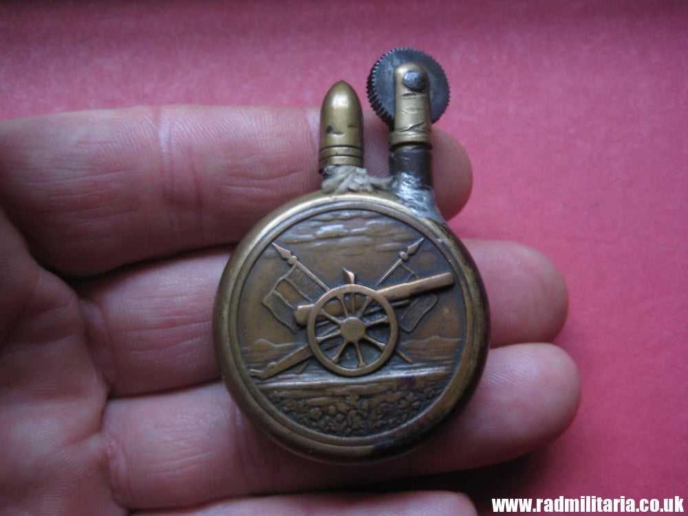 & WW1 original TRENCH ART with date VERDUN 1916 made of brass LIGHTER as found. - Image 5