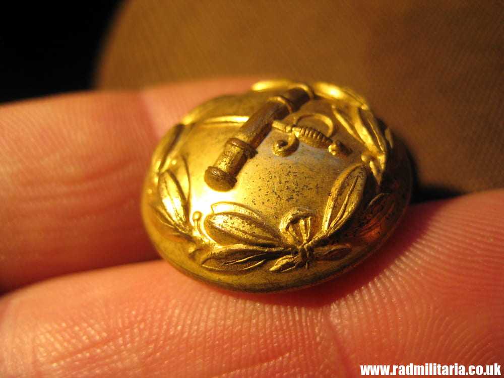 & old British MILITARY BUTTON - Generals ranks officer, maker: JENNENS & Co London. - Image 8