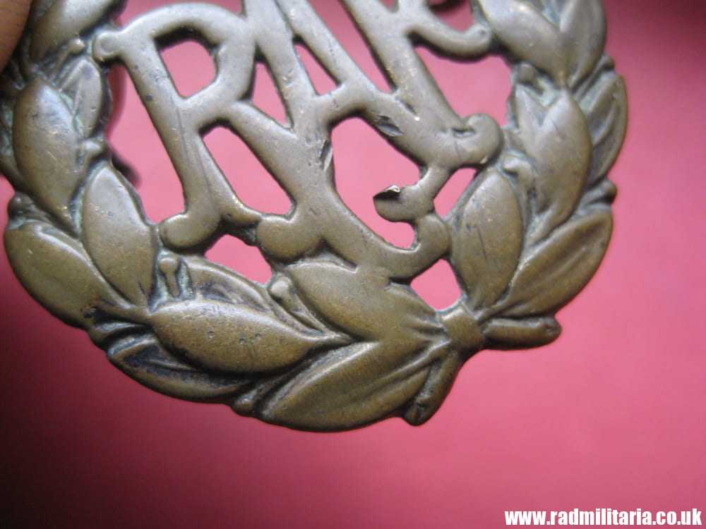 SOLD & WW2 Royal Air Force CAP BADGE RAF original badge, genuine !..***.. - Image 4
