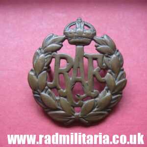 & WW2 Royal Air Force CAP BADGE RAF original badge, genuine !
