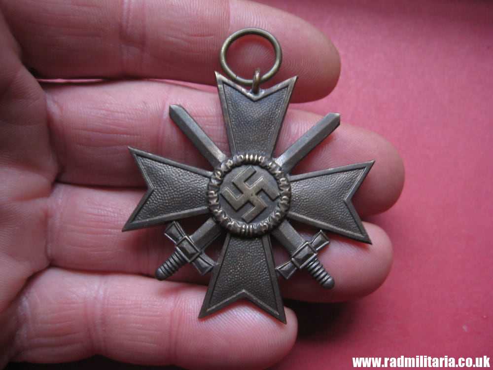 & WW2 original German War Merit Cross 2nd Class - KVK Kriegsverdienstkreuz 2. Klasse. - Image 2