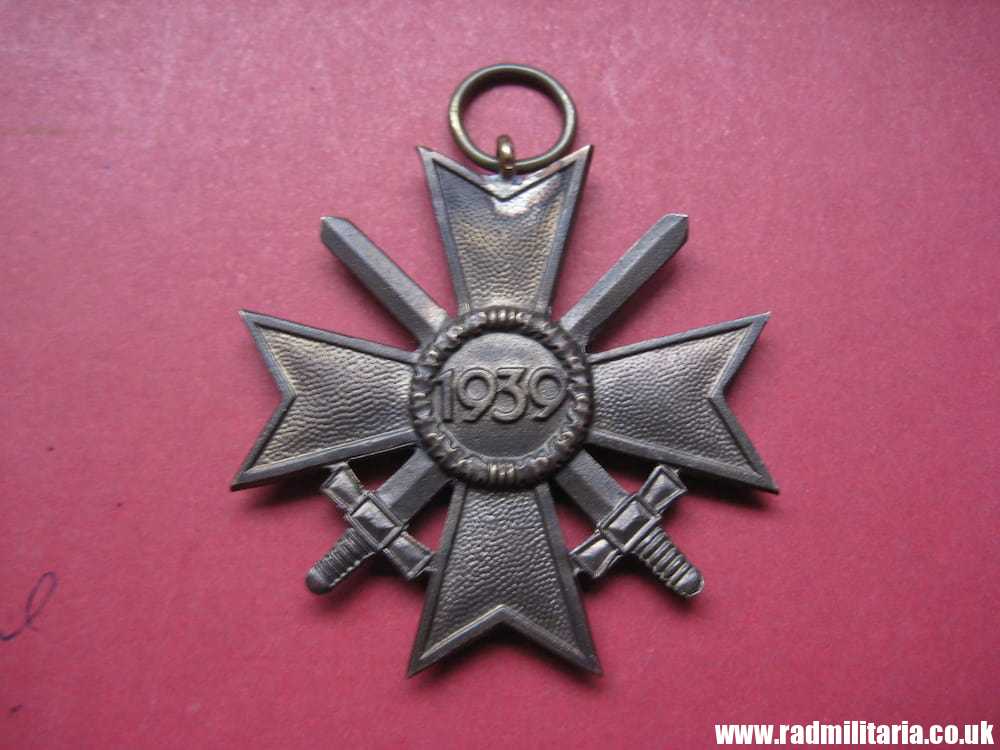 & WW2 original German War Merit Cross 2nd Class - KVK Kriegsverdienstkreuz 2. Klasse. - Image 3