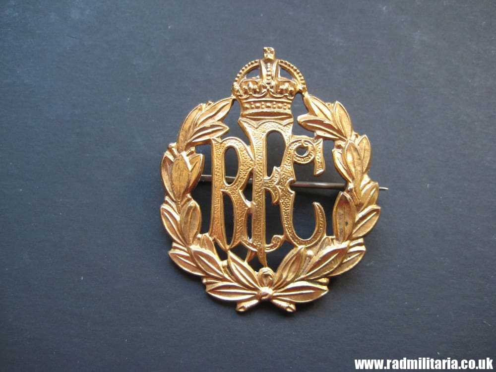 & WW1 RFC Royal Flying Corps SWEETHEART BADGE made from Cap Badge. Gilded !! - Image 2