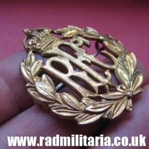 & WW1 RFC Royal Flying Corps SWEETHEART BADGE made from Cap Badge. Gilded !!