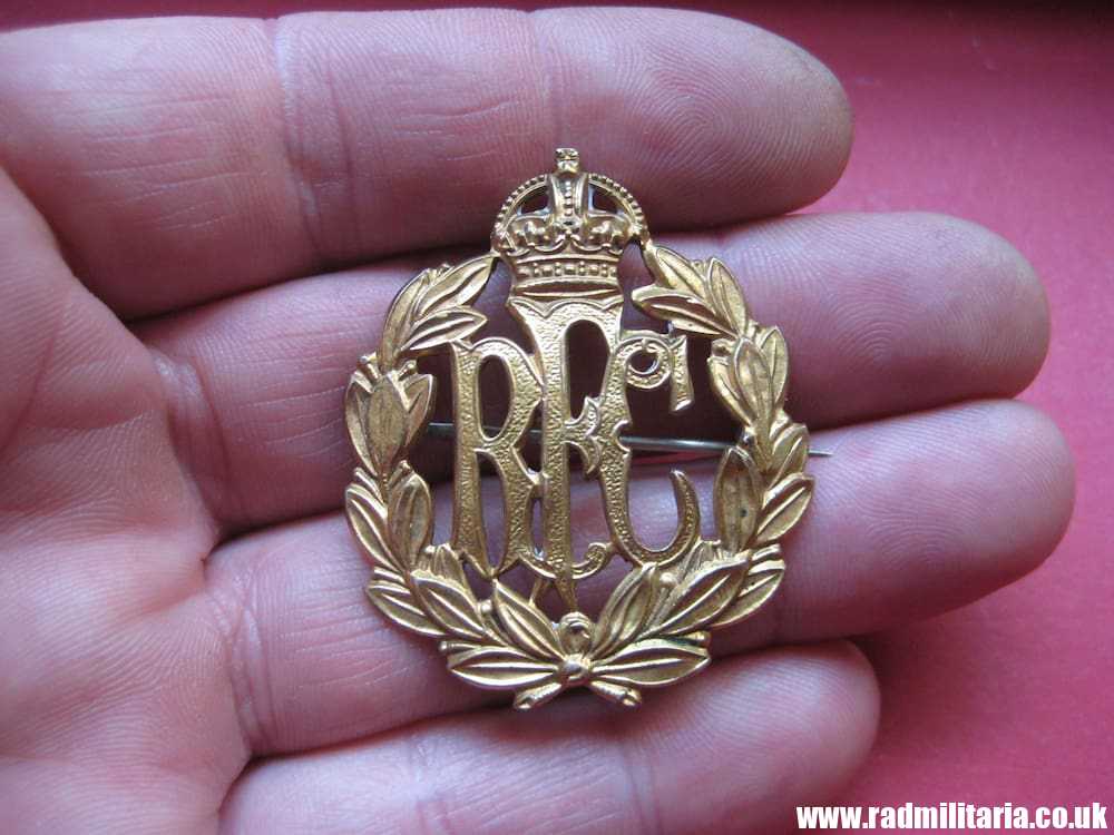 & WW1 RFC Royal Flying Corps SWEETHEART BADGE made from Cap Badge. Gilded !! - Image 8