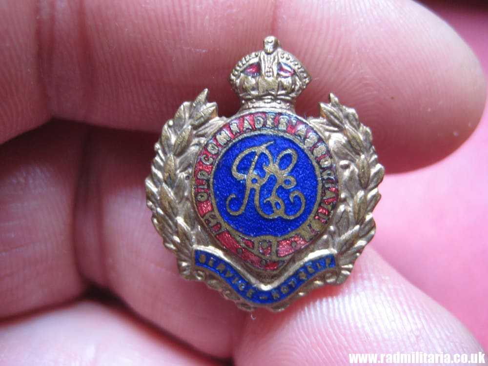 & WW1 old British ENAMEL BADGE: Old Comrades Association, J.R. Gaunt London. - Image 6