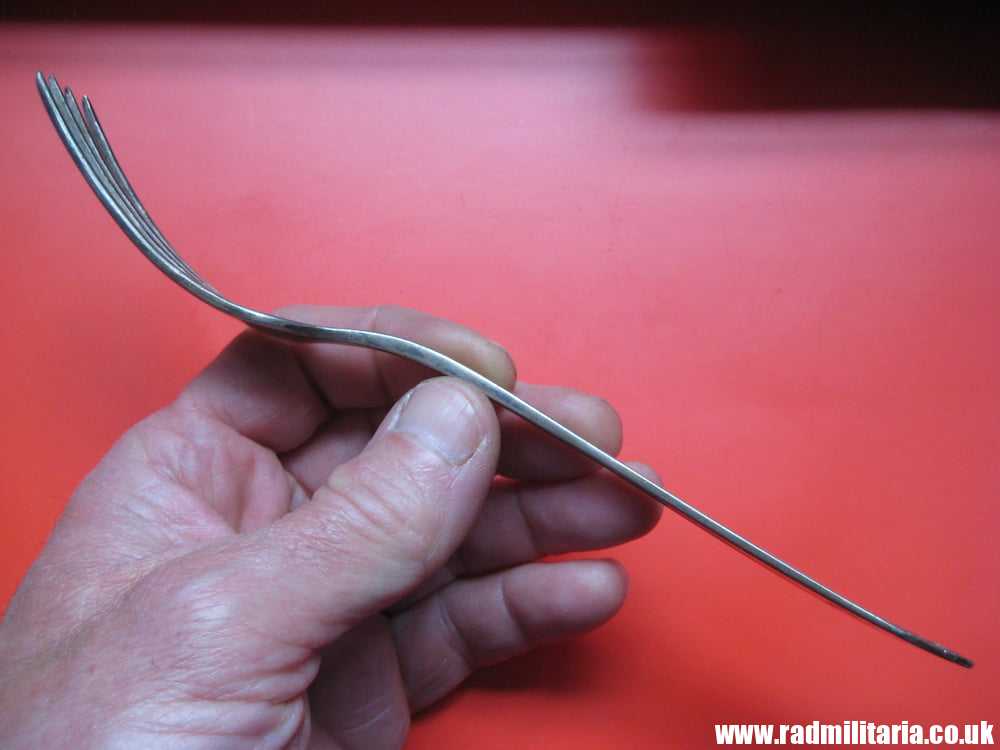 & WW2 genuine German FORK marked: BR. HENNEBERG BM (40), silver plated - 3RD REICH CUTLERY rare. - Image 4