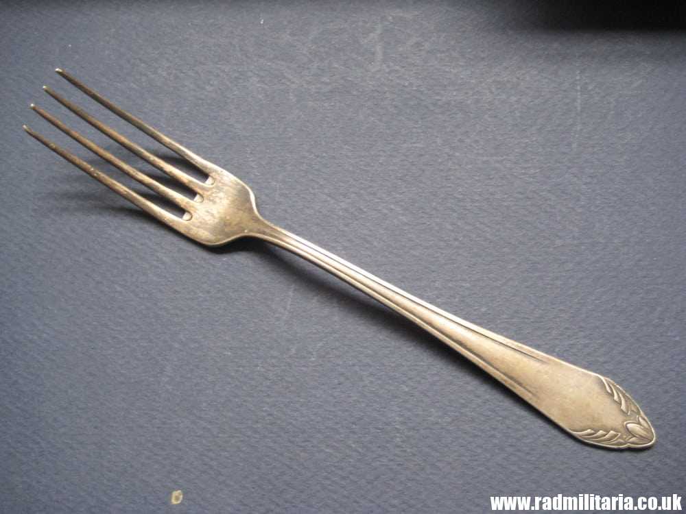 & WW2 genuine German FORK marked: BR. HENNEBERG BM (40), silver plated - 3RD REICH CUTLERY rare. - Image 9