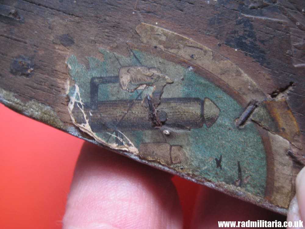 & WW1 original German TRENCH ART FRAME with soldier's photo. 1901 6/42 made of cigar box. GENUINE ! - Image 4