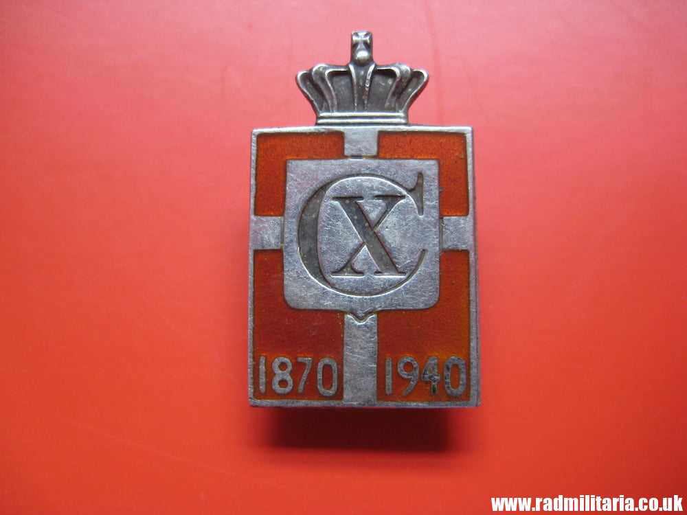 & WW2 old Danish 1870 - 1940 sterling silver ENAMEL BADGE Georg Jensen, marked. - Image 2
