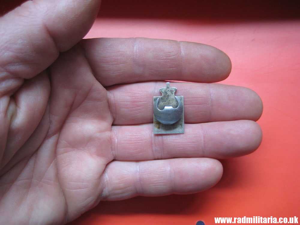 & WW2 old Danish 1870 - 1940 sterling silver ENAMEL BADGE Georg Jensen, marked. - Image 6