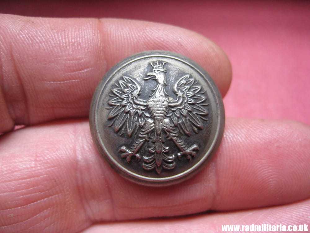 & 1939 original POLISH MILITARY BUTTON - in very good condition: GUZPOL 1939 Warszawa. - Image 2