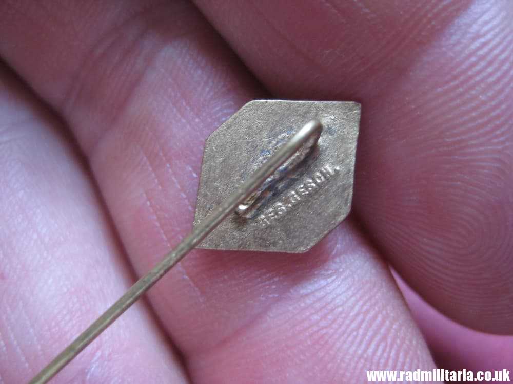 & WW2 original German enamel BADGE: Deutsche Stenographenschaft, marked: GES. GESCH. - Image 7