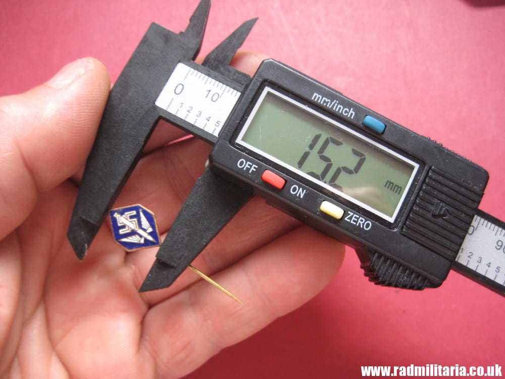 & WW2 original German enamel BADGE: Deutsche Stenographenschaft, marked: GES. GESCH. - Image 13