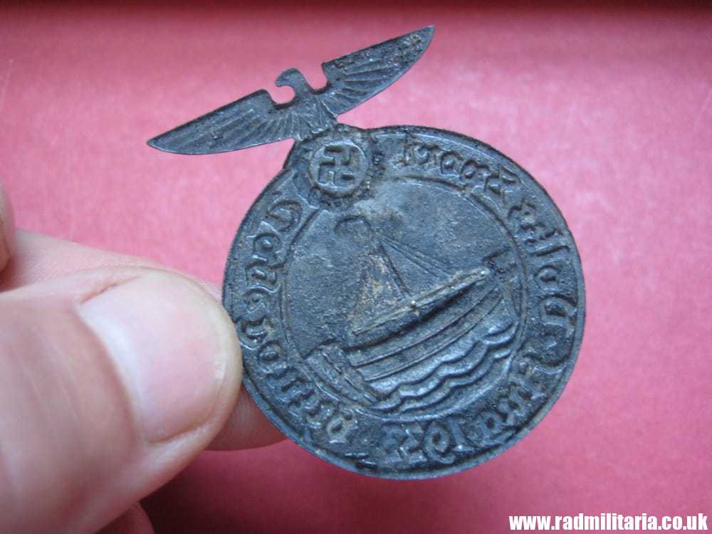 &WW2 German DAY BADGE - DANZIG Aug 1933 metal detecting find, early nazi German tinnie badge, rare ! - Image 9