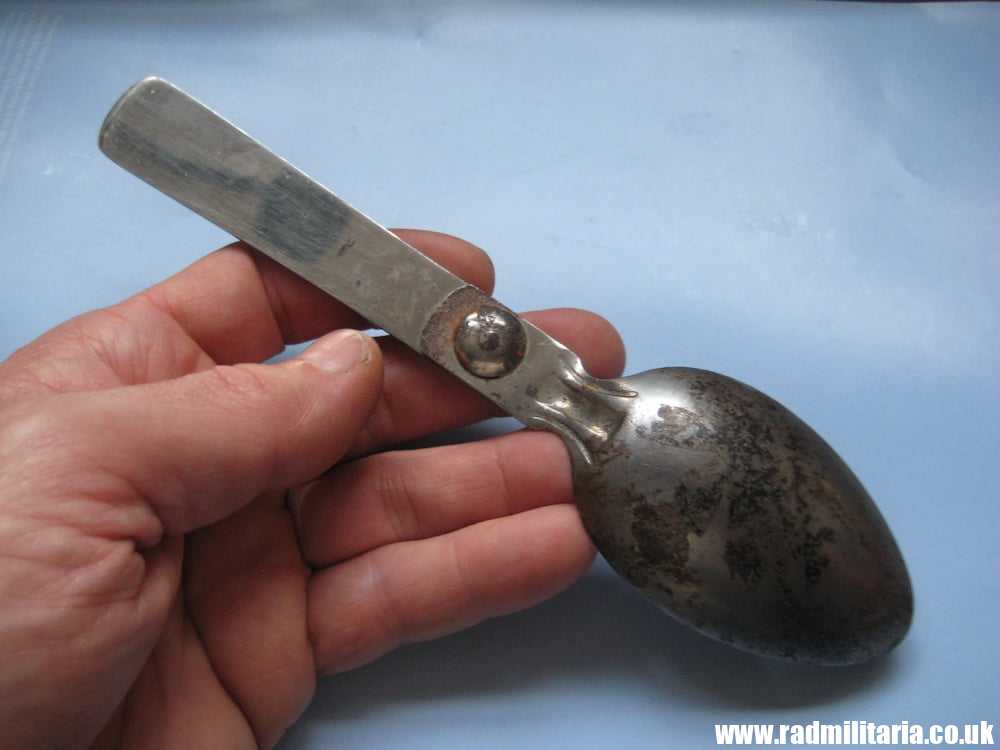 & WW2 German cutlery: Folding SPOON marked: "D.R.G.M. Officer." 3rd Reich cutlery - Image 14