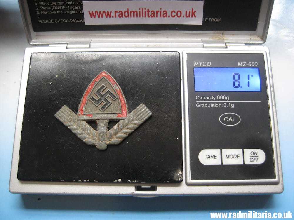 & original WW2 RAD LABOUR CAP BADGE - maker: F&B 41 RADJ. GES - GESCH. metal detecting find. - Image 9