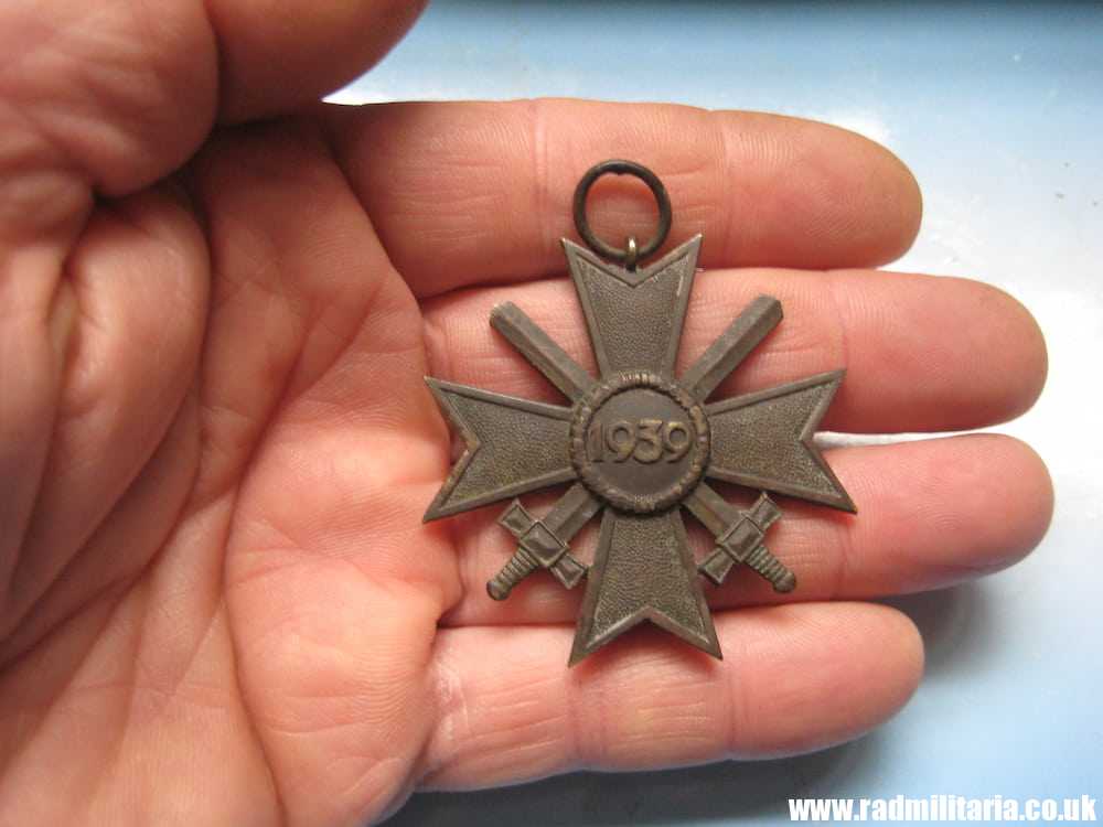 & WW2 original German War Merit Cross 2nd Class - KVK Kriegsverdienstkreuz 2. Klasse. metal detecting find. - Image 7