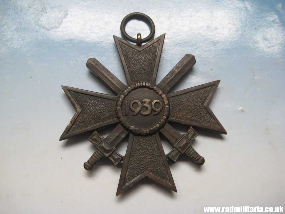 & WW2 original German War Merit Cross 2nd Class - KVK Kriegsverdienstkreuz 2. Klasse. metal detecting find. - Image 8