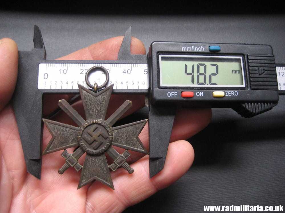 & WW2 original German War Merit Cross 2nd Class - KVK Kriegsverdienstkreuz 2. Klasse. metal detecting find. - Image 13