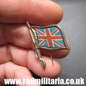 & WW1 old British Patriotic BADGE - FLAG pin badge.
