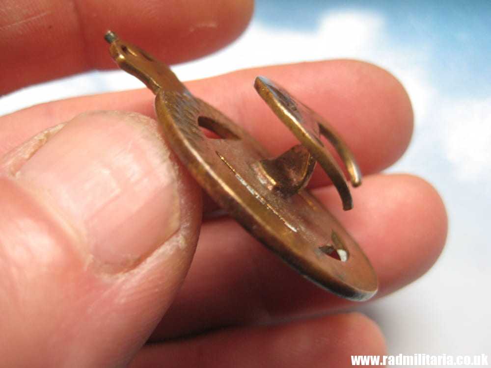 & WW1 British metal BADGE 1915 - ON WAR SERVICE no. J 47495, maker: H. Jenkins & Sons Ltd BIRMINGHAM. - Image 6