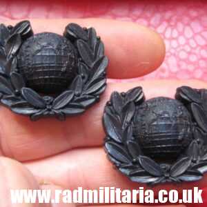 & WW2 original NAVY COLLAR BADGES set of 2 - economy badges, maker: A. Stanley & sons Walsall.