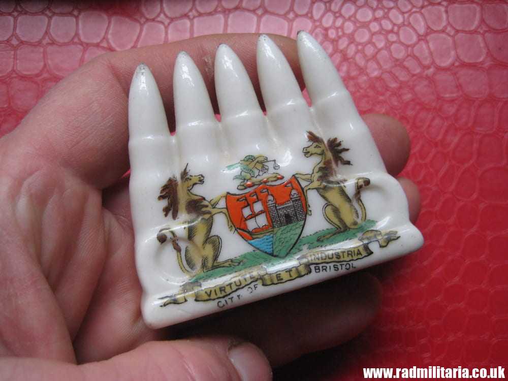 & unknown WW1 MODEL OF CLIP OF BULLETS maker: Arcadian China Stoke-On-Trent. Rare !! - Image 14