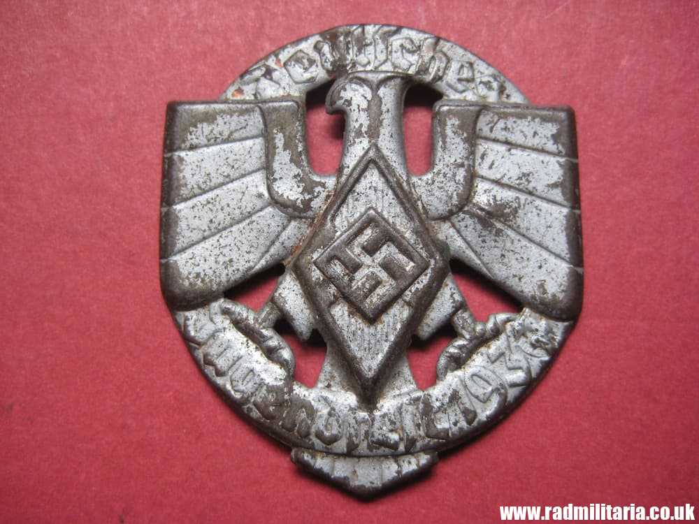 & pre WW2 German HJ TINNIE BADGE. Deutsches Jugendfest 1937 - genuine !!