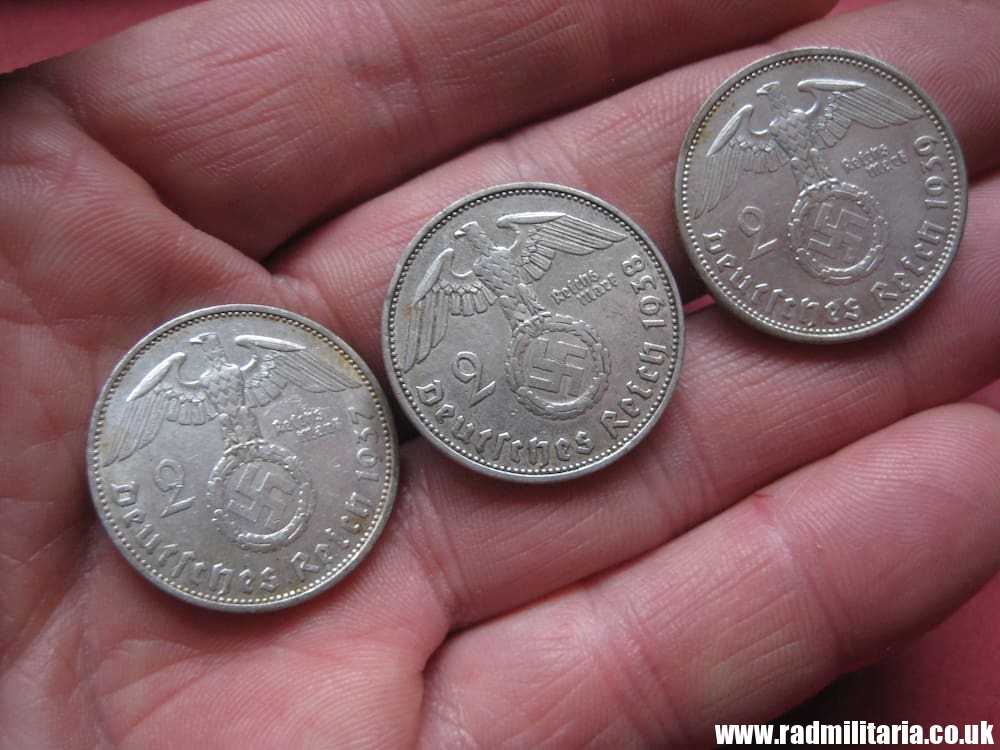 SOLD & Set of 3 original German 2RM silver COINS from WW2 - 1937, 1938 and 1939..******.. - Image 4
