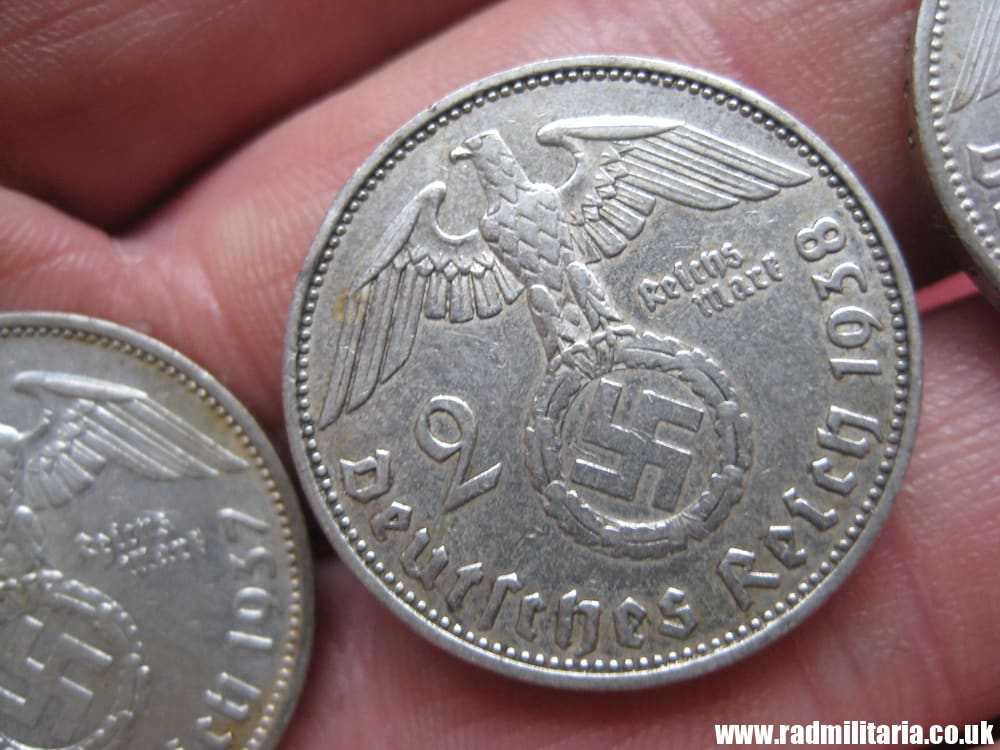 SOLD & Set of 3 original German 2RM silver COINS from WW2 - 1937, 1938 and 1939..******.. - Image 7