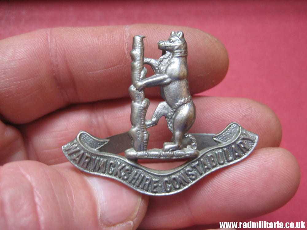 & WW2 old British BADGE: Warwickshire Constabulary, Police Cap BADGE.