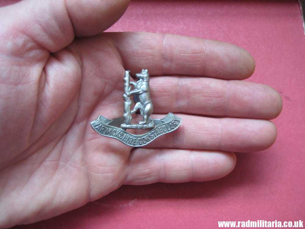 & WW2 old British BADGE: Warwickshire Constabulary, Police Cap BADGE. - Image 2