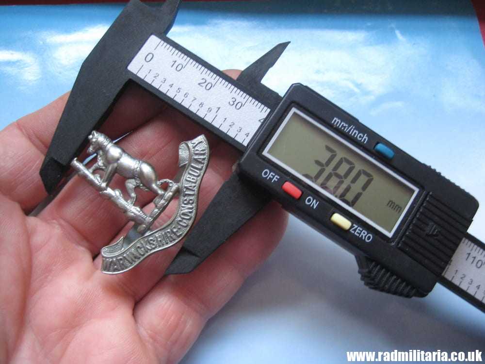 & WW2 old British BADGE: Warwickshire Constabulary, Police Cap BADGE. - Image 6