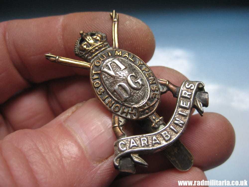 & WW1 original British CAP BADGE - 6th Dragoon Guards (Carabiniers).
