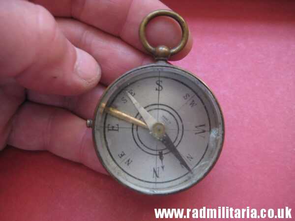 & WW1 original 1915 METAL COMPASS with engraving: E.J.L. 25.12.15 working order. - Image 27